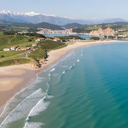 Casa Buganvilla, Comillas, Cantabria *