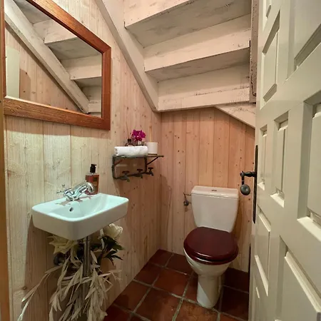 Semesterbostad Casa Buganvilla, Comillas, Cantabria