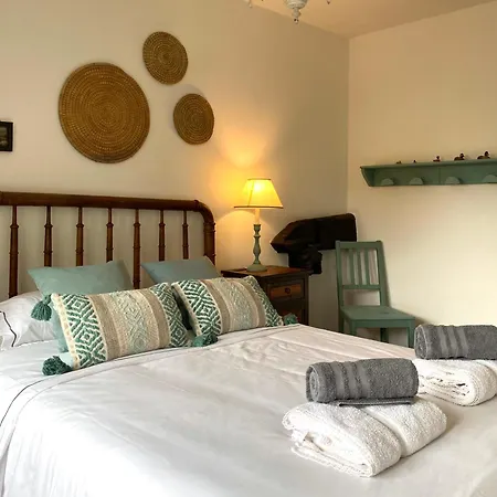 Semesterbostad Casa Buganvilla, Comillas, Cantabria Comillas